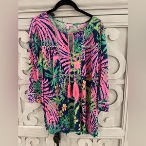 Cute Lilly Pulitzer top! NWOT
